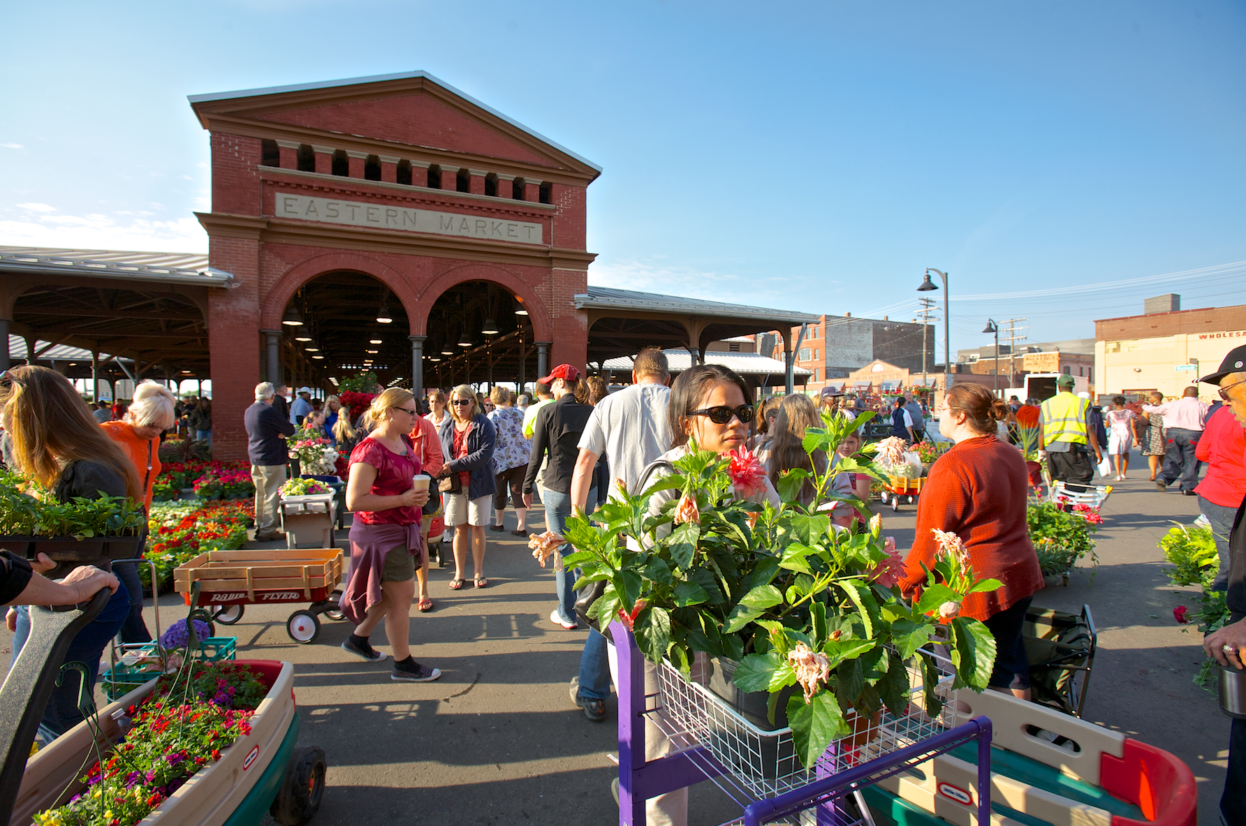 Eastern-Market-Flower-Day